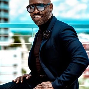 Meet your Posher, Gerald